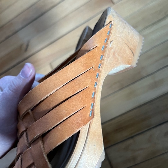 Anna Clogs made in Sweden wooden woven patterned open toed clogs - Picture 7 of 9